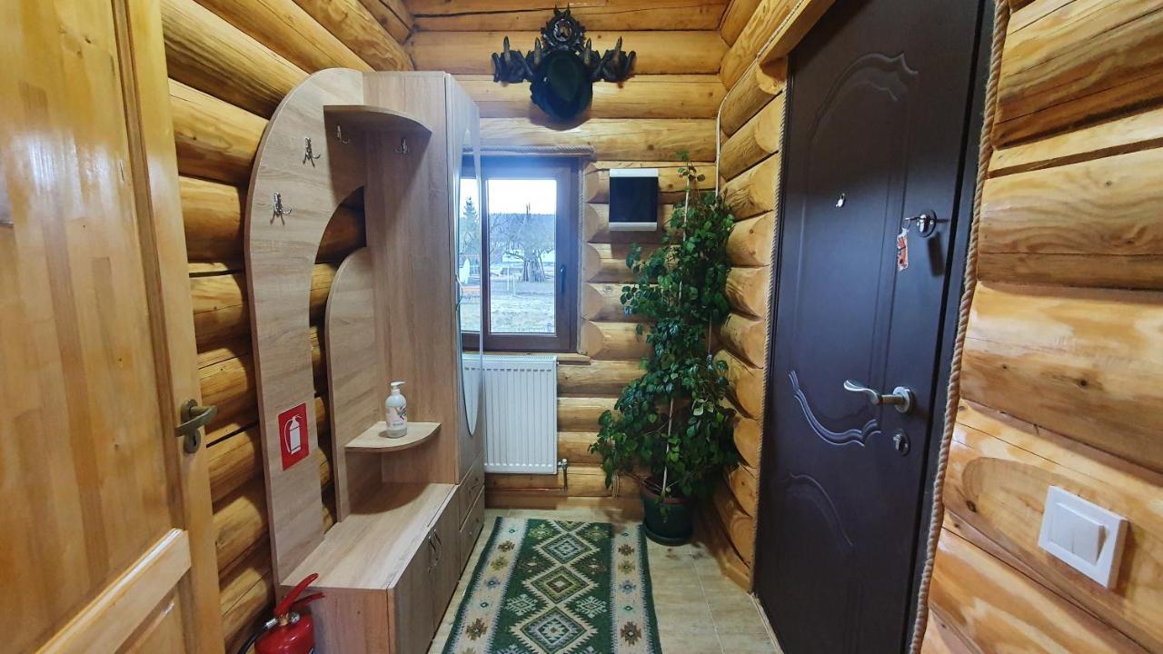 Cabana Alesia, Relaxare La Poalele Raraului Câmpulung Moldovenesc Esterno foto